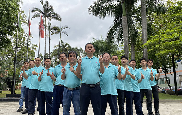 优秀维修师傅展示