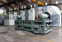 水冷低温机对冷媒要求较高，恒迅建议：要选对、定时换